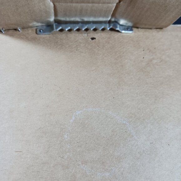 Vintage 80's Heart Wreath Monogram Stitch "R" Sign 9in x 9in - Picture 4 of 8